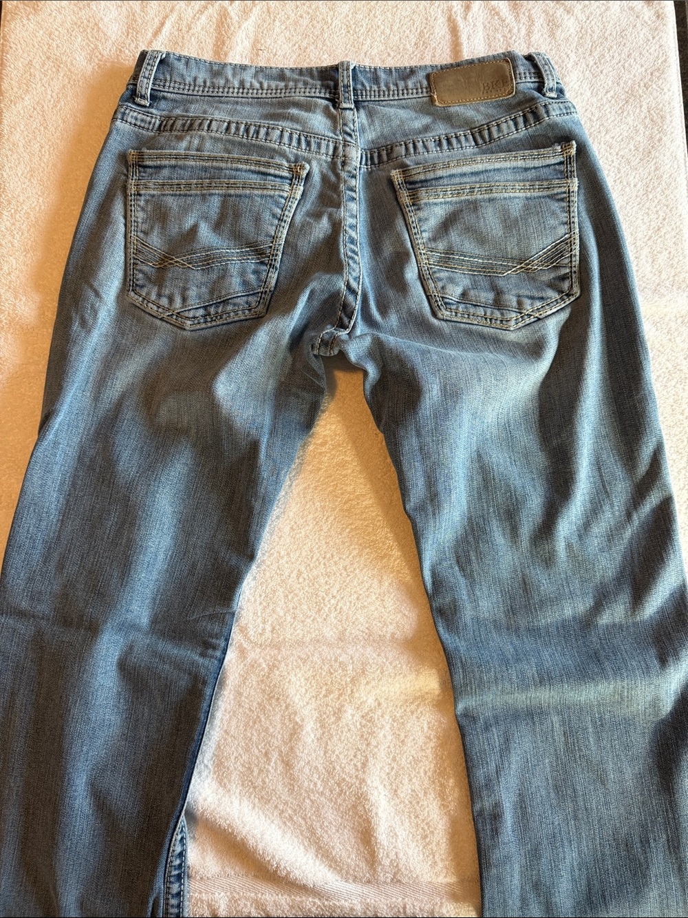 Buckle Medium Blue Men’s Bootcut Jeans - Picture 3 of 3